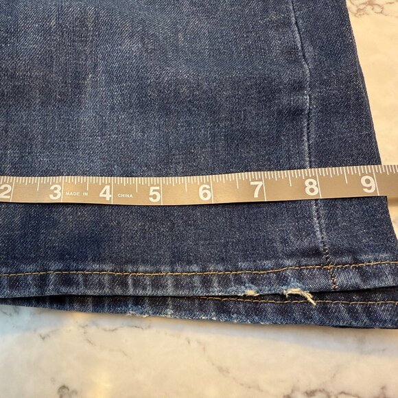 Calvin Klein Men Stone Washed Jeans - Picture 5 of 7